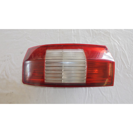 Opel Omega B Combi R.V 99-03 Světlo P.Z