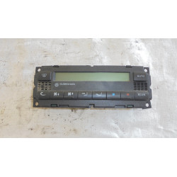 Volkswagen Passat B5,5 1.6 75KW R.V 00-05 Panel ovládání klimatizace