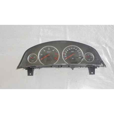 Opel Vectra C 2.2DTI 92KW R.V 02-05 Přístrojová deska