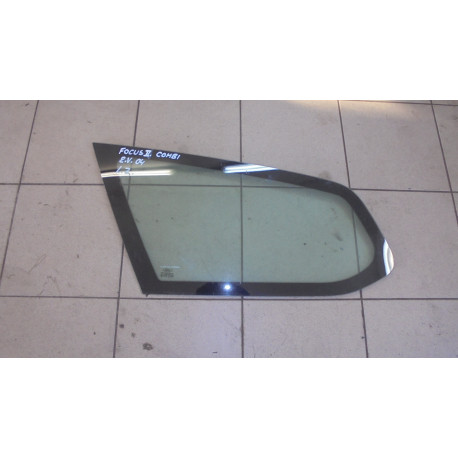 Ford Focus II Combi R.V 04-07 Sklo karoserie L.Z