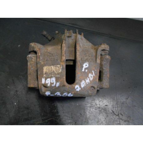 Peugeot 306 2.0HDI R.V 97-02 Třmen brzdy P.P