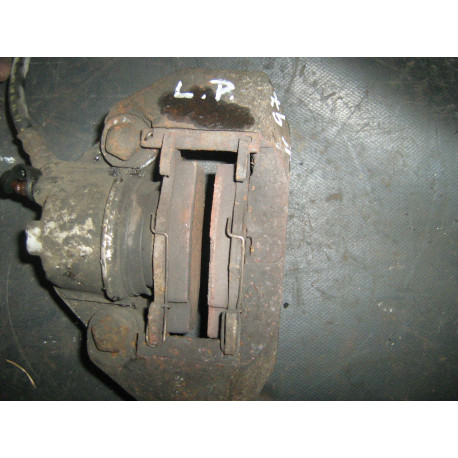 Peugeot 106 II R.V 96-03 Třmen brzdy L.P-chybí brzdové destičky