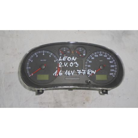Seat Leon 1.6 16V 77KW R.V 99-06 Přístrojová deska