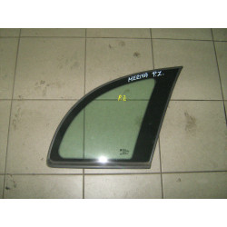 Opel Meriva A 1.6 8V 64KW R.V 03-05 Sklo karoserie P.Z