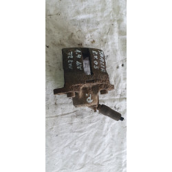 Renault Thalia 4DV 1.4 16V 72KW R.V 02-08 Třmen brzdy P.P