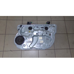 Volkswagen Polo 5DV 1.2HTP 40KW R.V 01-05 Elektrická stahovačka bez motorku P.P