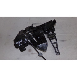 Ford Focus II Combi 1.6TDCI 66KW R.V 04-07 Zámek centrálu dveří L.P