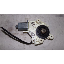 Ford Focus II Combi 1.6TDCI 66KW R.V 04-07 Motorek stahovačky P.P