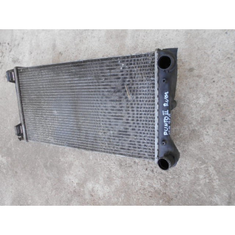 Fiat Punto II 1.9 JTD R.V 02 Chladič vody