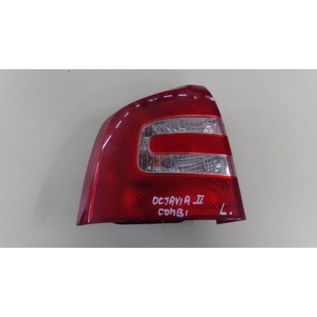 Škoda Octavia II Combi 1.6 75KW R.V 04-11 Světlo L.Z