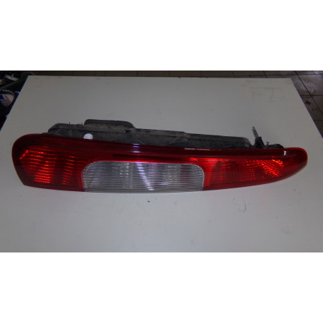 Ford C-Max 1.8 92KW R.V 03-07 Světlo L.Z