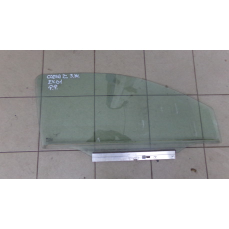 Opel Corsa C 3DV 1.0 43KW R.V 00-03 Sklo dveří P.P
