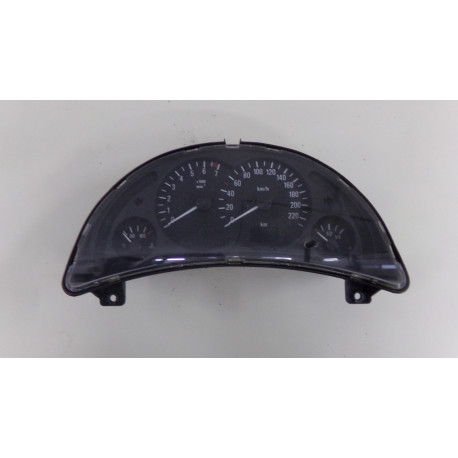 Opel Corsa C 3DV 1.0 43KW R.V 00-03 Přístrojová deska