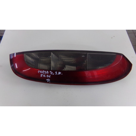 Opel Corsa C 3DV 1.0 43KW R.V 00-03 Světlo P.Z