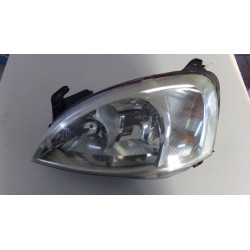 Opel Corsa C 3DV 1.0 43KW R.V 00-03 Světlo L.P