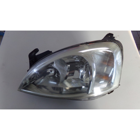 Opel Corsa C 3DV 1.0 43KW R.V 00-03 Světlo L.P