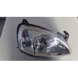 Opel Corsa C 3DV 1.0 43KW R.V 00-03 Světlo P.P