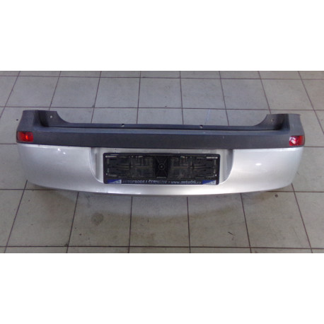 Opel Corsa C 3DV 1.0 43KW R.V 00-03 Nárazník zadní