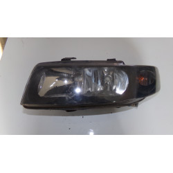 Seat Toledo II 4DV 1.9TDI 81KW R.V 99-06 Světlo L.P-poškozen 1x držák