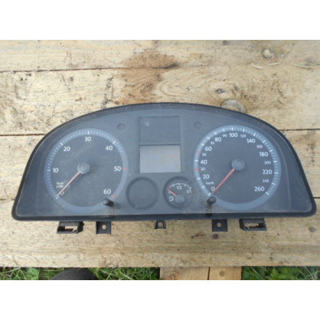 VW Caddy III r.v. 04 2.0 SDI Přístrojová deska