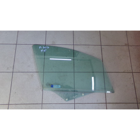 Peugeot 307 Combi 1.6HDI 66KW R.V 05-08 sklo dveří P.P