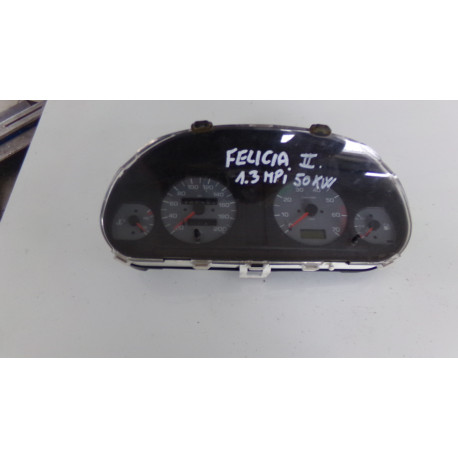 Škoda Felicia II 5DV 1.3MPI 50KW R.V 98-01 přístrojová deska