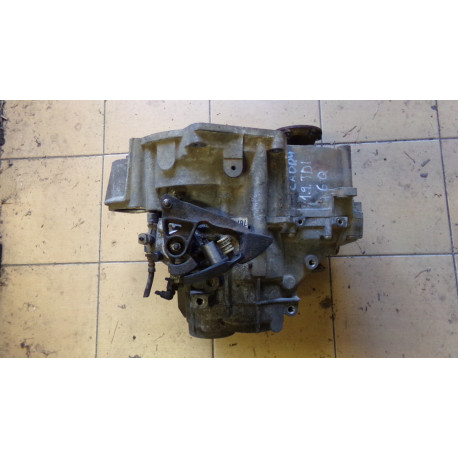 VW Caddy III 1.9TDI 77KW převodovka manuální 6q