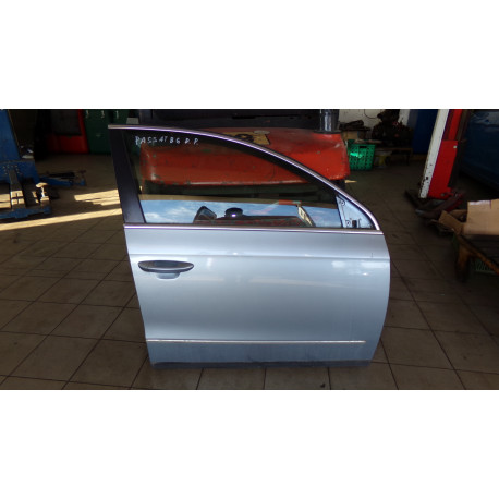 Volkswagen Passat B6 Combi R.V 05-10 Dveře P.P